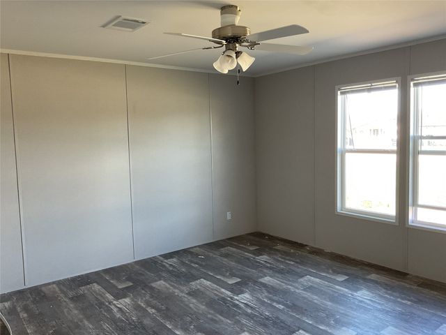 137 Firefly Drive, Springtown, TX 76082