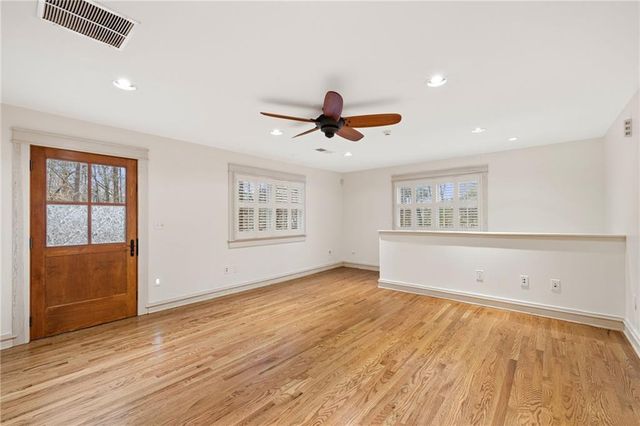 1429 Lakeview Road, Grayson, GA 30017