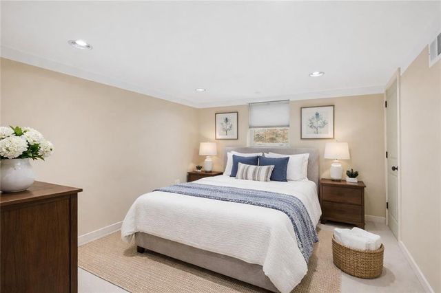 1429 Lakeview Road, Grayson, GA 30017