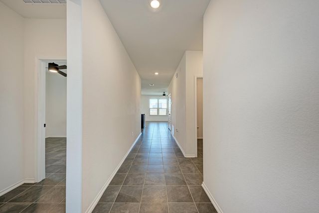 18600 Golden Eagle WAY, Elgin, TX 78621