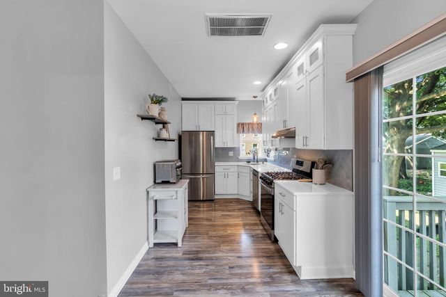 20 JUNE AVE, Hamilton, NJ 08619