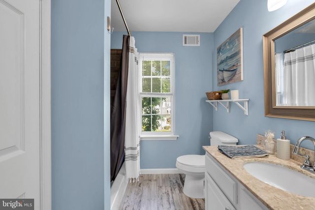 20 JUNE AVE, Hamilton, NJ 08619