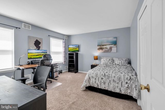 20 JUNE AVE, Hamilton, NJ 08619