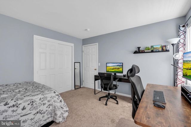 20 JUNE AVE, Hamilton, NJ 08619