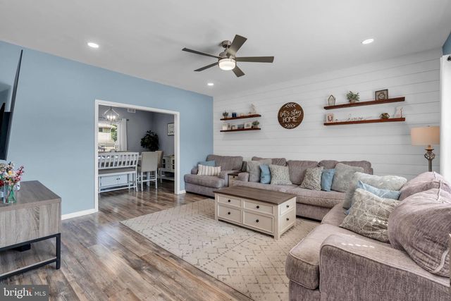 20 JUNE AVE, Hamilton, NJ 08619