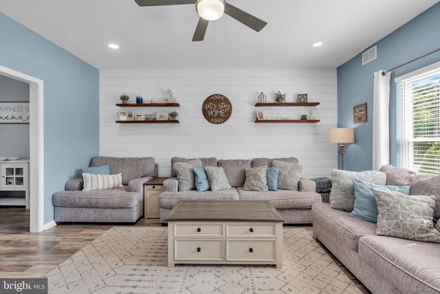 20 JUNE AVE, Hamilton, NJ 08619