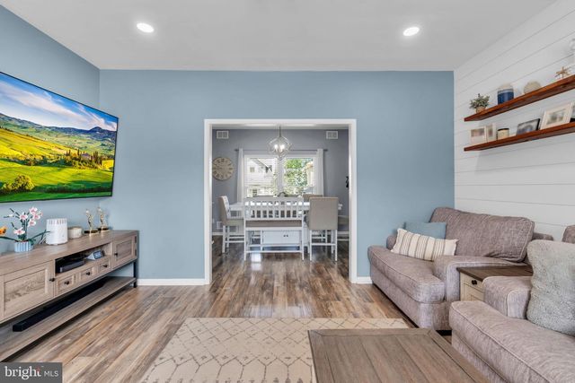 20 JUNE AVE, Hamilton, NJ 08619