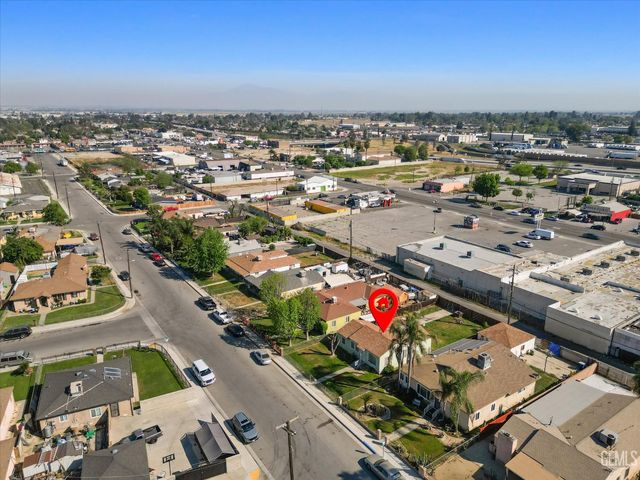 429 1st Street, Bakersfield, CA 93304