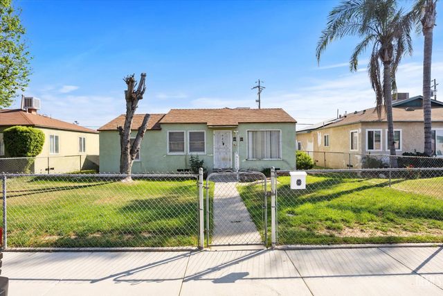 429 1st Street, Bakersfield, CA 93304