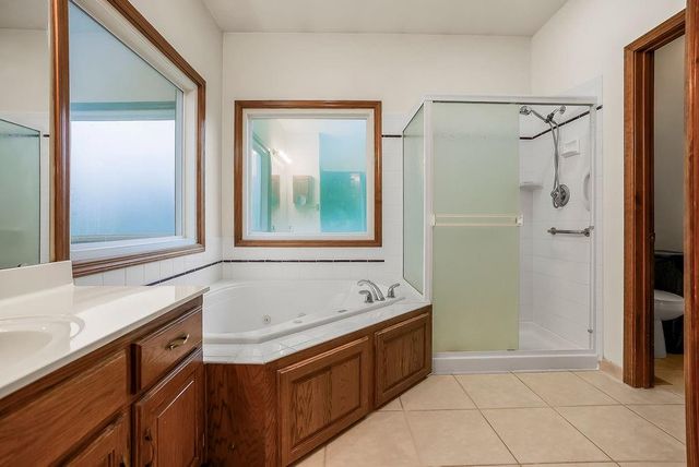 10500 NE 98th Street, Kansas City, MO 64157