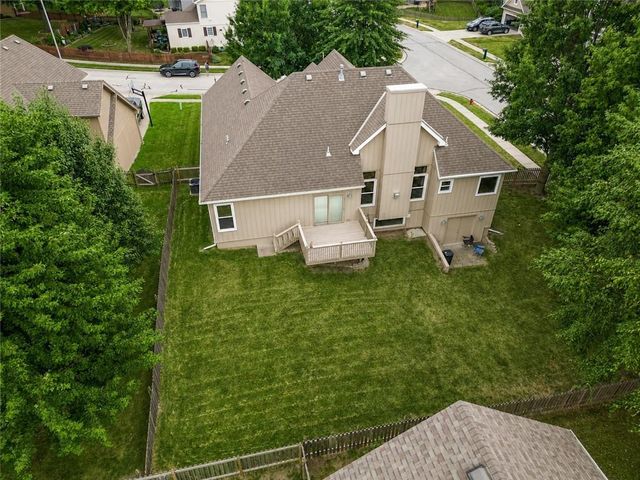 10500 NE 98th Street, Kansas City, MO 64157