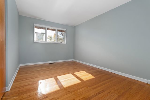 9043 Oriole Avenue, Morton Grove, IL 60053