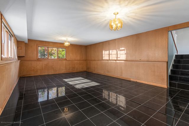 9043 Oriole Avenue, Morton Grove, IL 60053