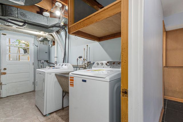 9043 Oriole Avenue, Morton Grove, IL 60053