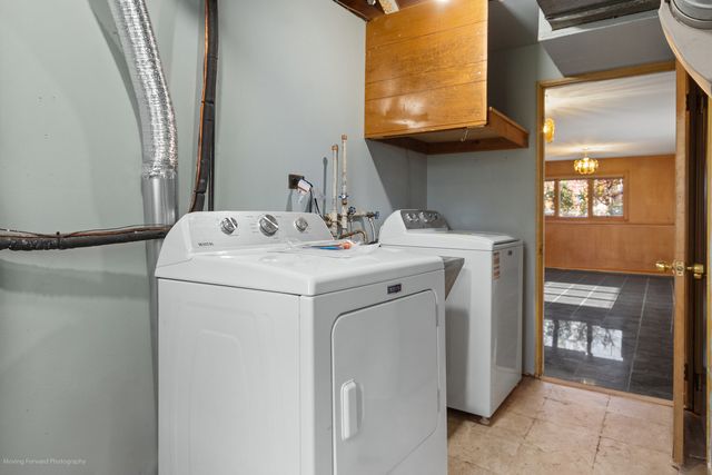 9043 Oriole Avenue, Morton Grove, IL 60053