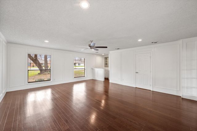 2306 Sunnyvale Road, Grand Prairie, TX 75050