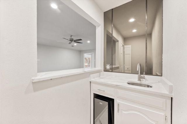 2306 Sunnyvale Road, Grand Prairie, TX 75050