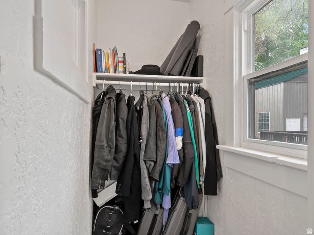 510 CANYON RD, Ogden, UT 84404