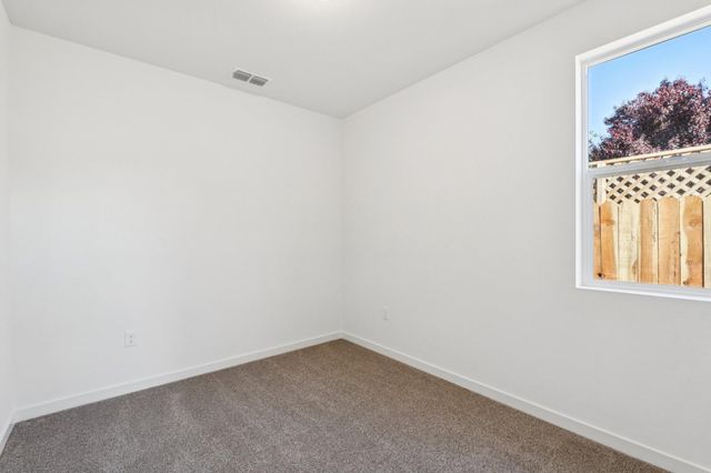 6525 Jacinto Ave, Sacramento, CA 95823