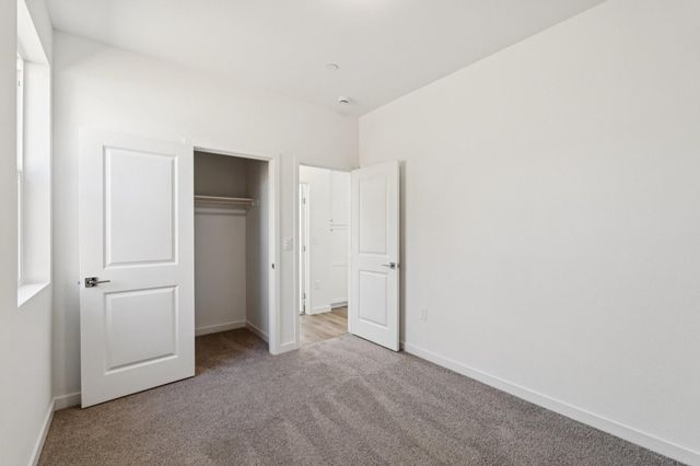 6525 Jacinto Ave, Sacramento, CA 95823