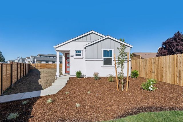 6525 Jacinto Ave, Sacramento, CA 95823