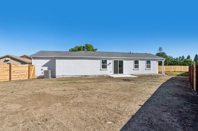 6525 Jacinto Ave, Sacramento, CA 95823