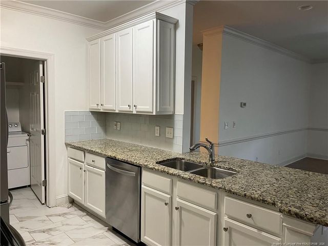 330 Gallery Dr Drive 102, Spring Lake, NC 28390