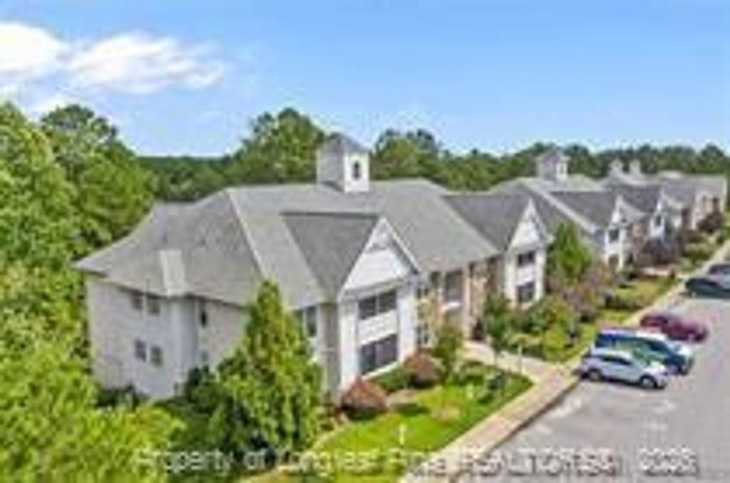 330 Gallery Dr Drive 102, Spring Lake, NC 28390