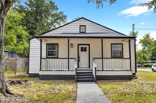 2205 OLUSTEE Street, Jacksonville, FL 32209