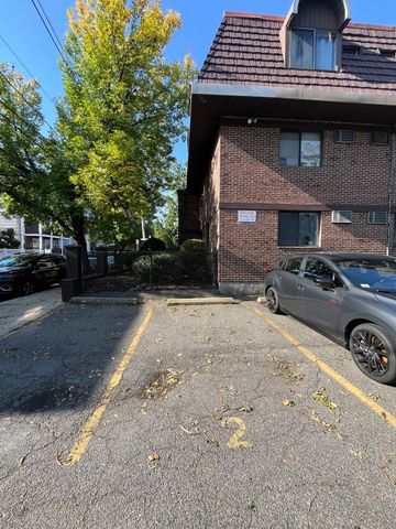 84 Grant St 2, Somerville, MA 02145