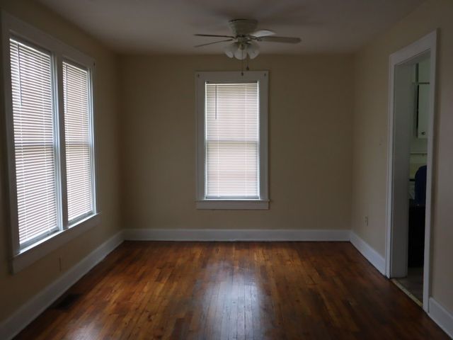 408 2nd St, Lawrenceburg, TN 38464