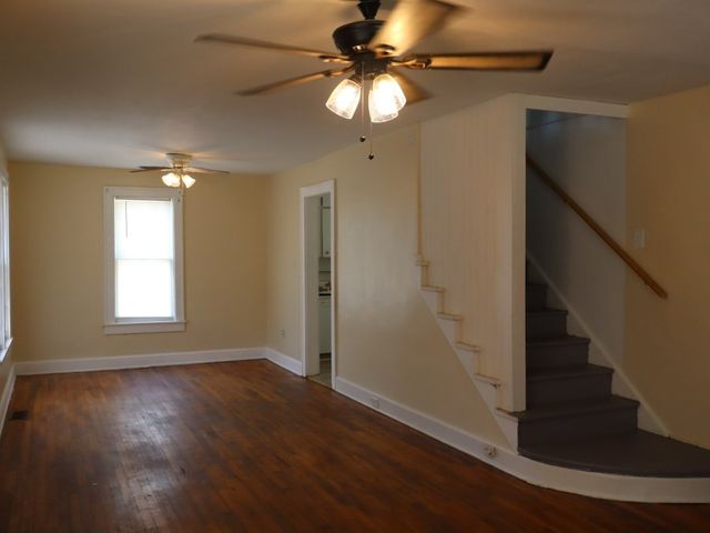 408 2nd St, Lawrenceburg, TN 38464