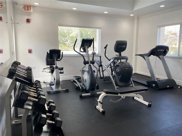 22 Salamanca Ave 505, Coral Gables, FL 33134