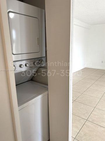 22 Salamanca Ave 505, Coral Gables, FL 33134