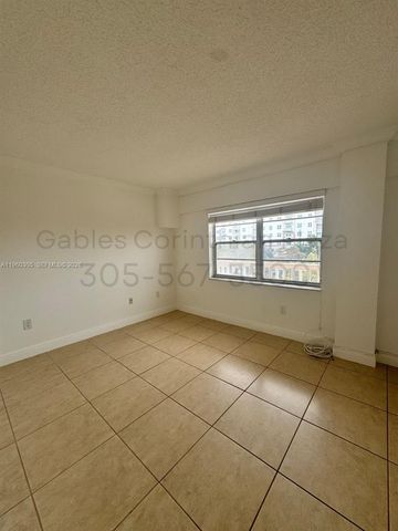 22 Salamanca Ave 505, Coral Gables, FL 33134