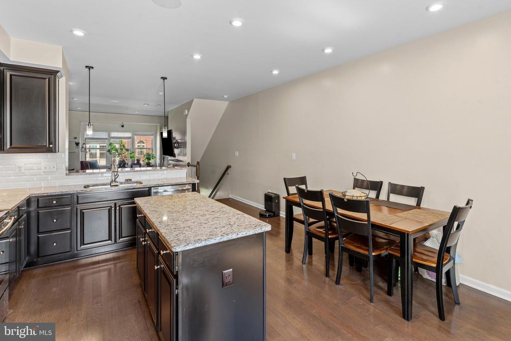 Image 12 of property listing at 4707 MARLENE MEWS, Baltimore, MD 21224