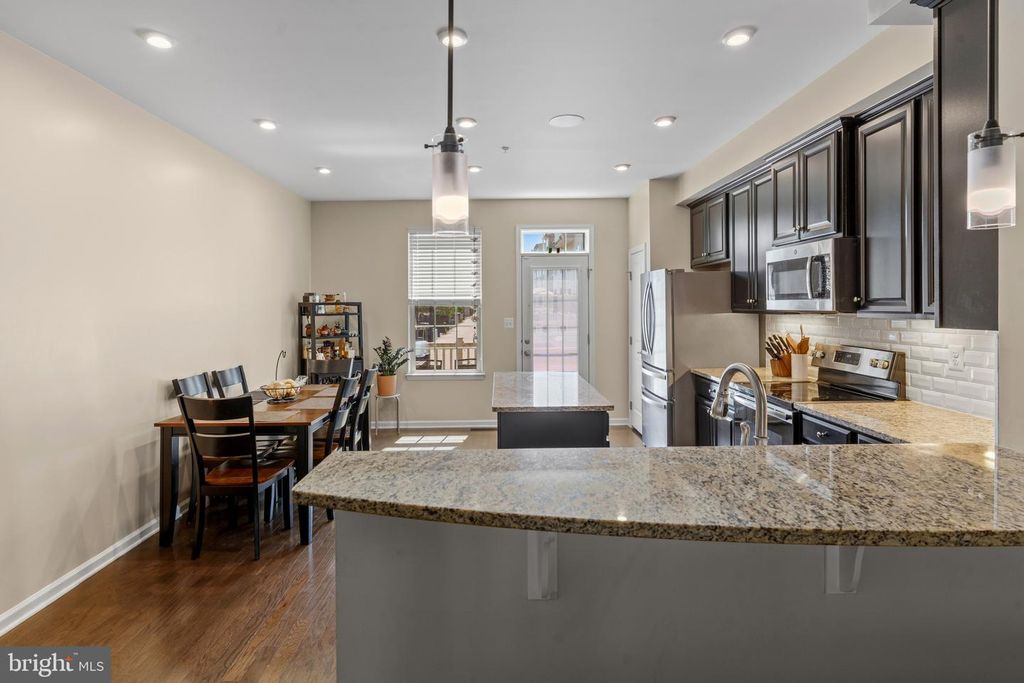 Image 18 of property listing at 4707 MARLENE MEWS, Baltimore, MD 21224