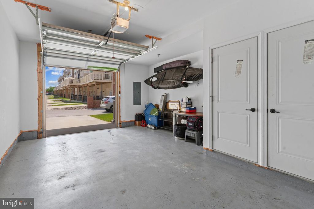 Image 36 of property listing at 4707 MARLENE MEWS, Baltimore, MD 21224