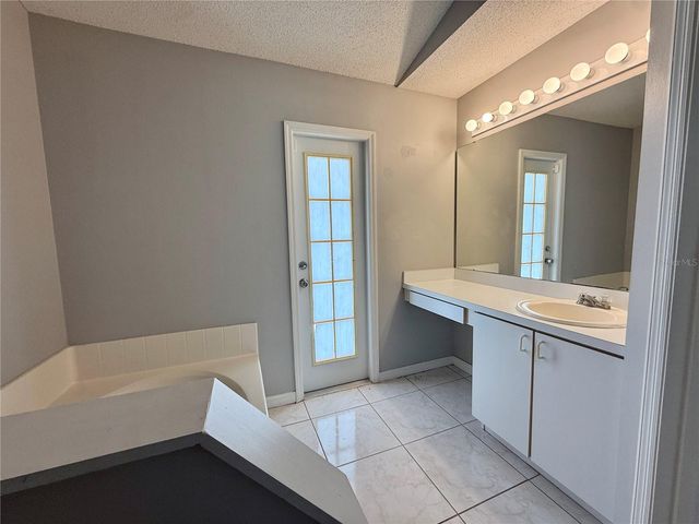 220 CANTERBURY COURT, Kissimmee, FL 34758