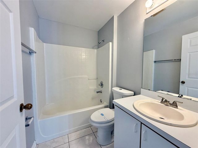 220 CANTERBURY COURT, Kissimmee, FL 34758