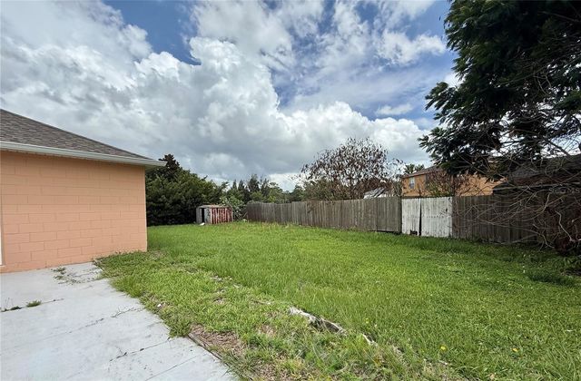 220 CANTERBURY COURT, Kissimmee, FL 34758