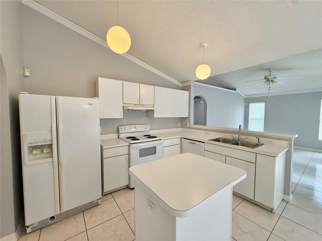 220 CANTERBURY COURT, Kissimmee, FL 34758