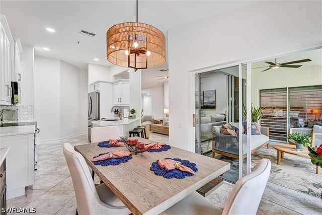 750 Tarpon Cove DR 202, Naples, FL 34110