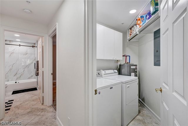 750 Tarpon Cove DR 202, Naples, FL 34110