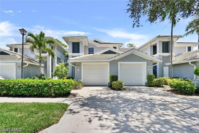 750 Tarpon Cove DR 202, Naples, FL 34110