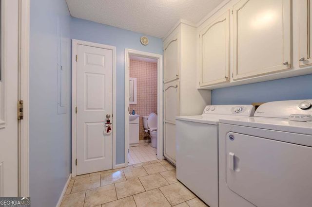 139 Cords Bridge Road NE, Milledgeville, GA 31061