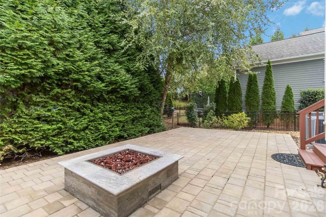 122 Lilac Mist Loop, Mooresville, NC 28115