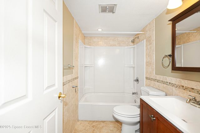 190 E Olmstead Drive, B7, Titusville, FL 32780