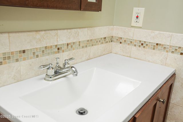 190 E Olmstead Drive, B7, Titusville, FL 32780