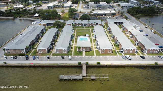 190 E Olmstead Drive, B7, Titusville, FL 32780